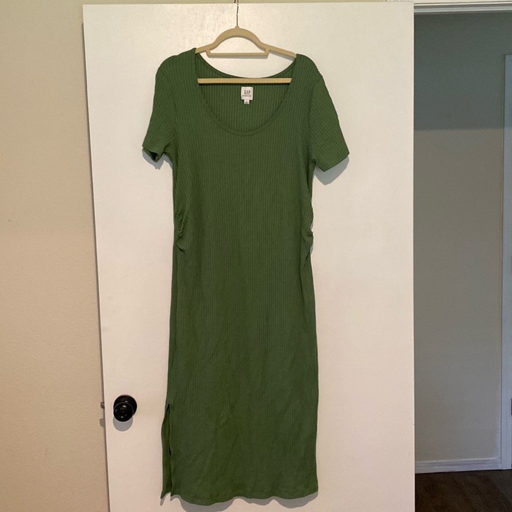 Gap maternity dress